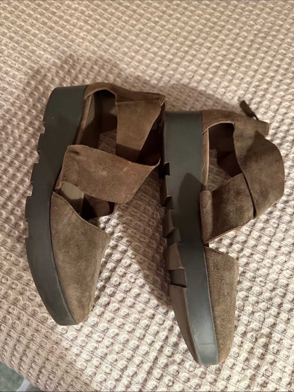 Women’s Suede Cross-Strap Flats in Brown by Eileen Fisher size 7 - Picture 2 of 5